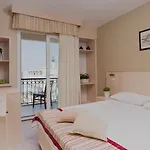 Aparthotel Ileri & Cesme