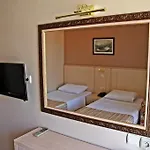 Ileri & Aparthotel *