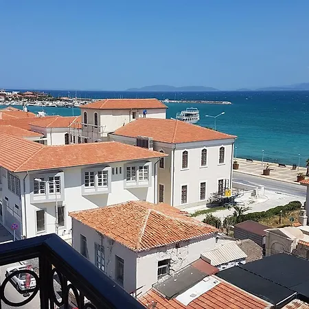 Ileri & Aparthotel Cesme