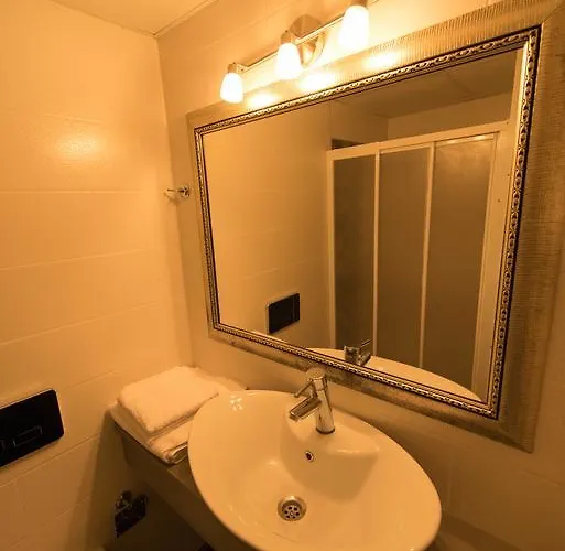 شقة فندقية Ileri & Çeşme